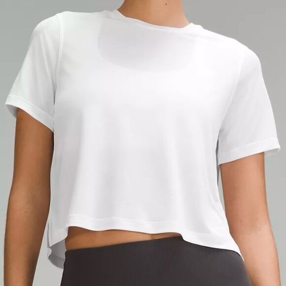 lululemon Ultralight Waist Length Lightweight T Shirt - CAS Green - Size 6 - Picture 6 of 6